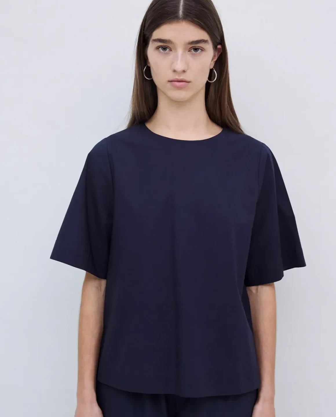 Blusa de popelín azul oscuro