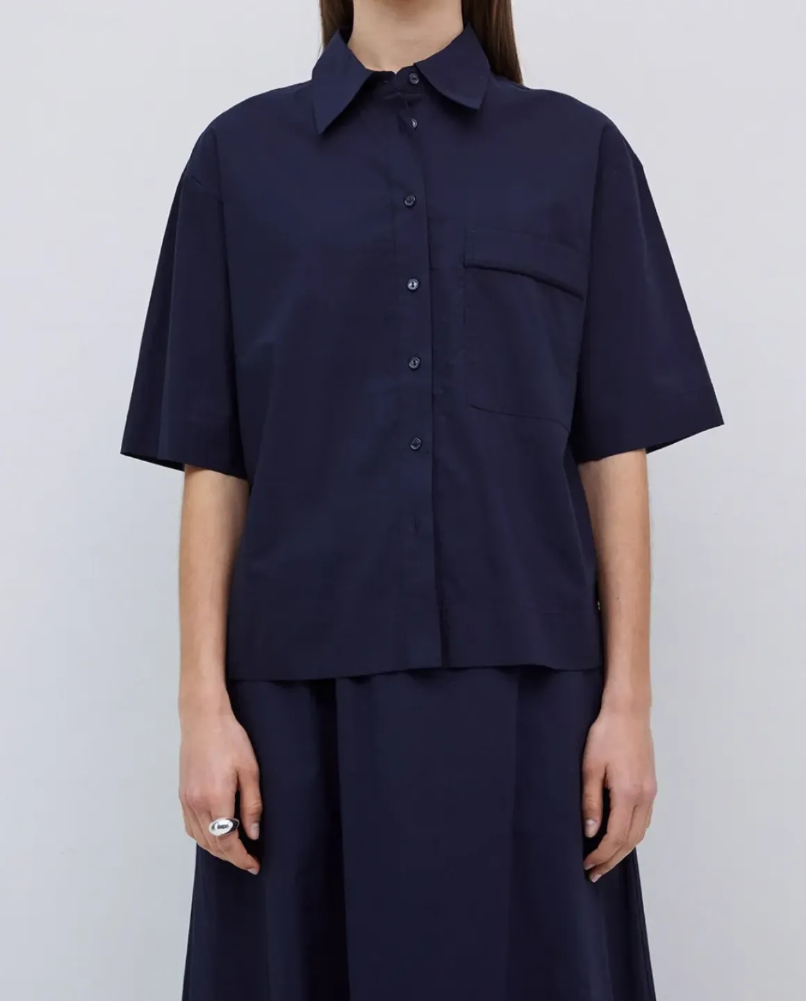 Camisa manga corta popelín azul oscuro