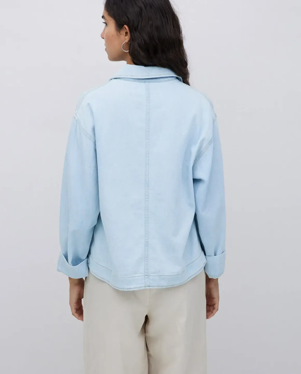 Cazadora vaquera bolsillos azul índigo