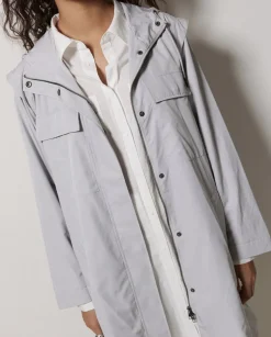 Chaqueta water repellent capucha gris