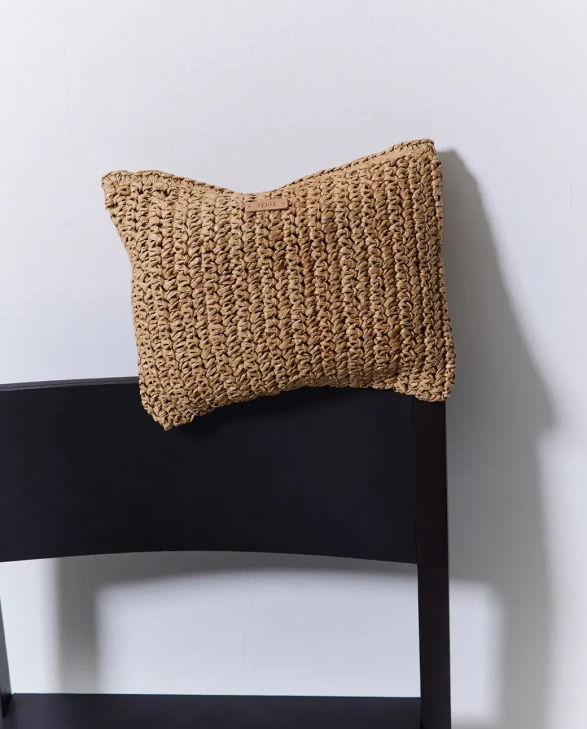 Clutch cremallera rafia natural