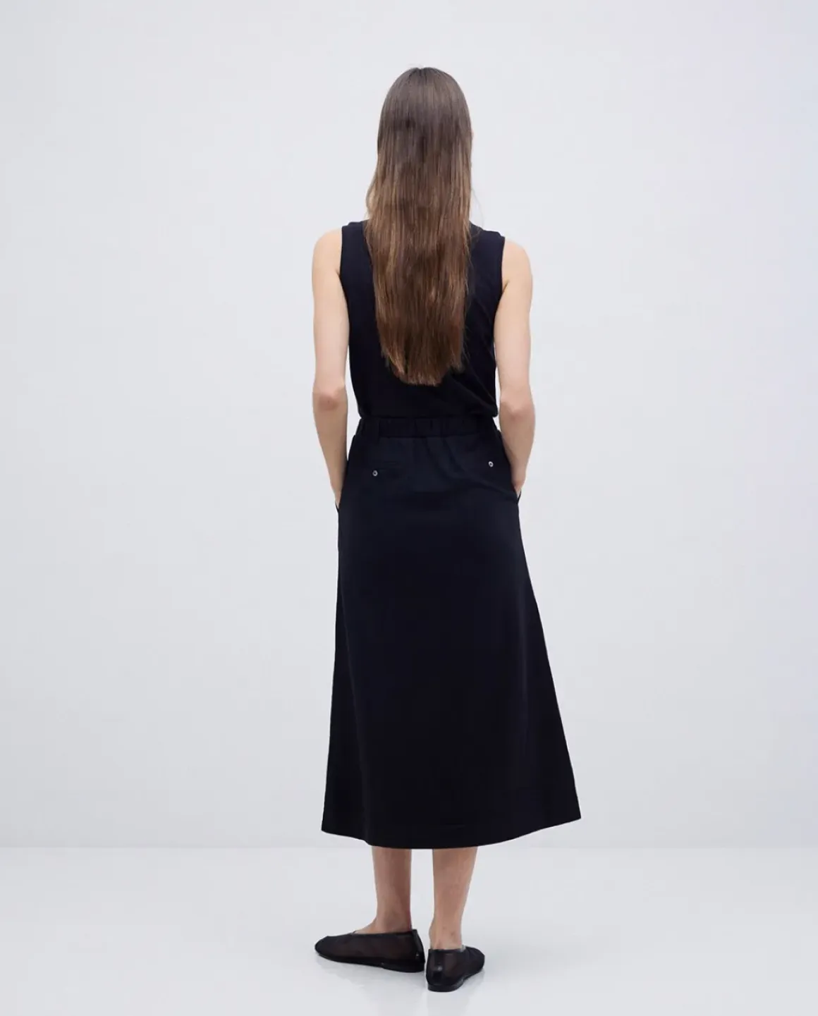 Falda midi flamé de algodón negro