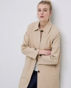 Gabardina cuello camisero beige