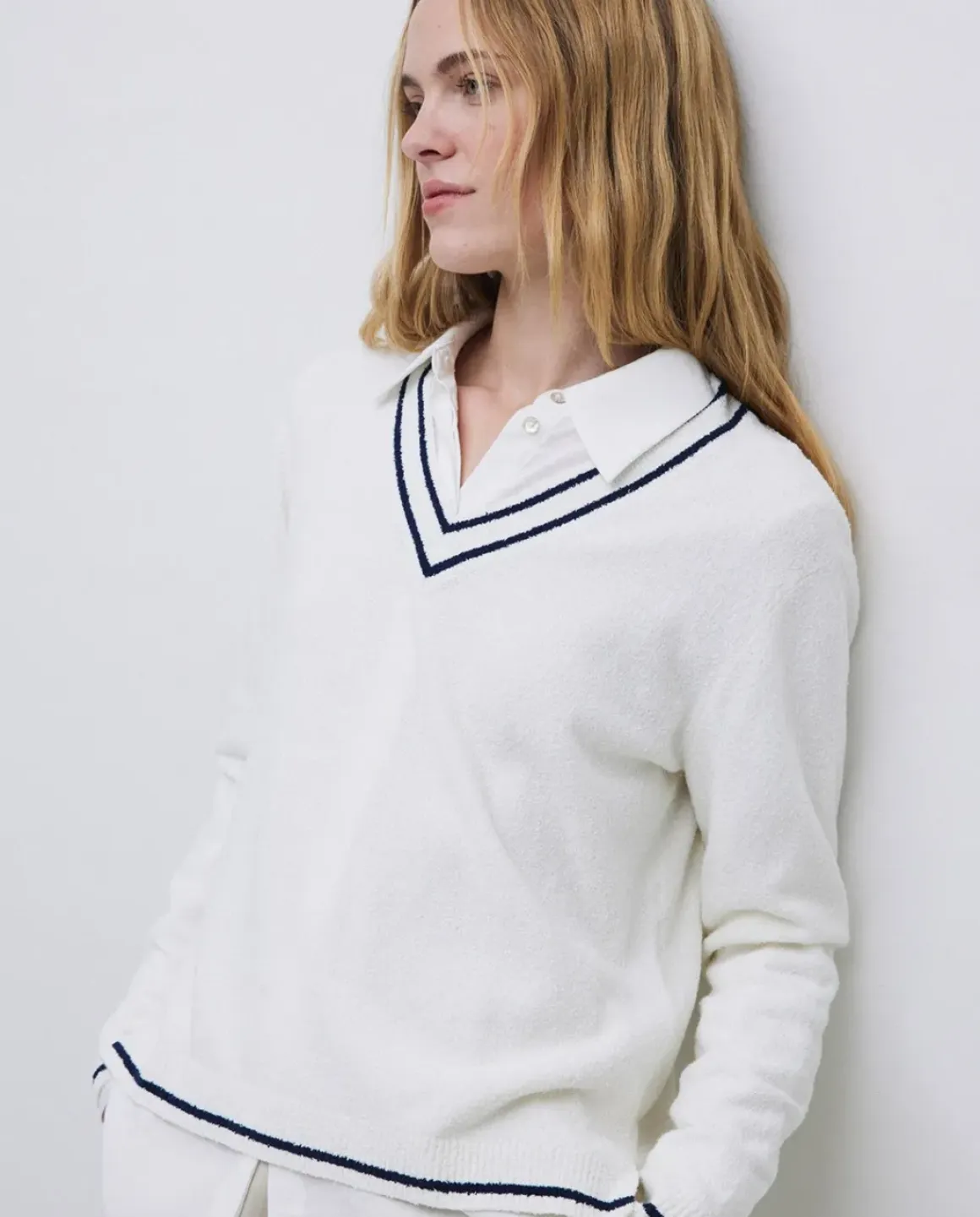 Jersey cuello pico crudo