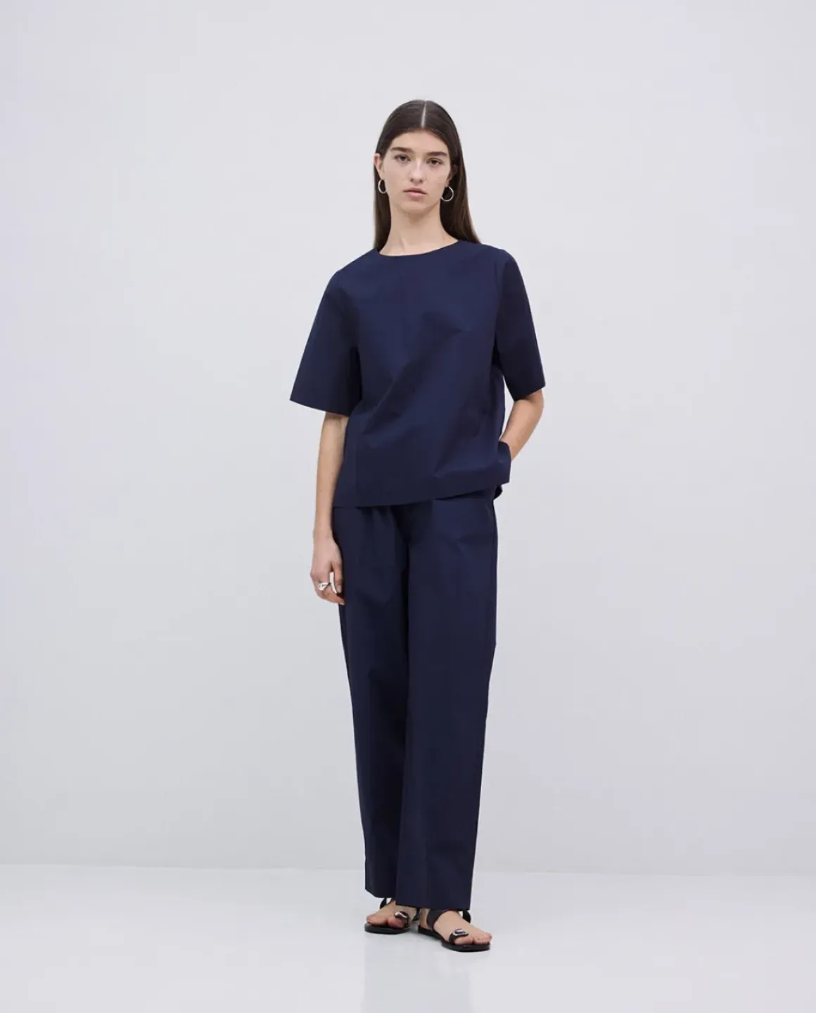 Pantalones rectos popelín azul oscuro