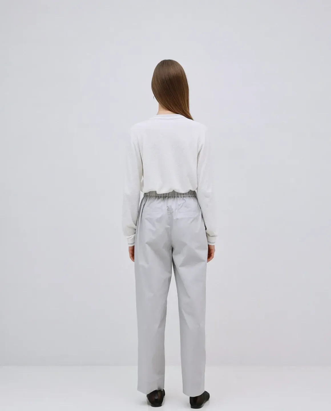 Pantalones rectos popelín gris