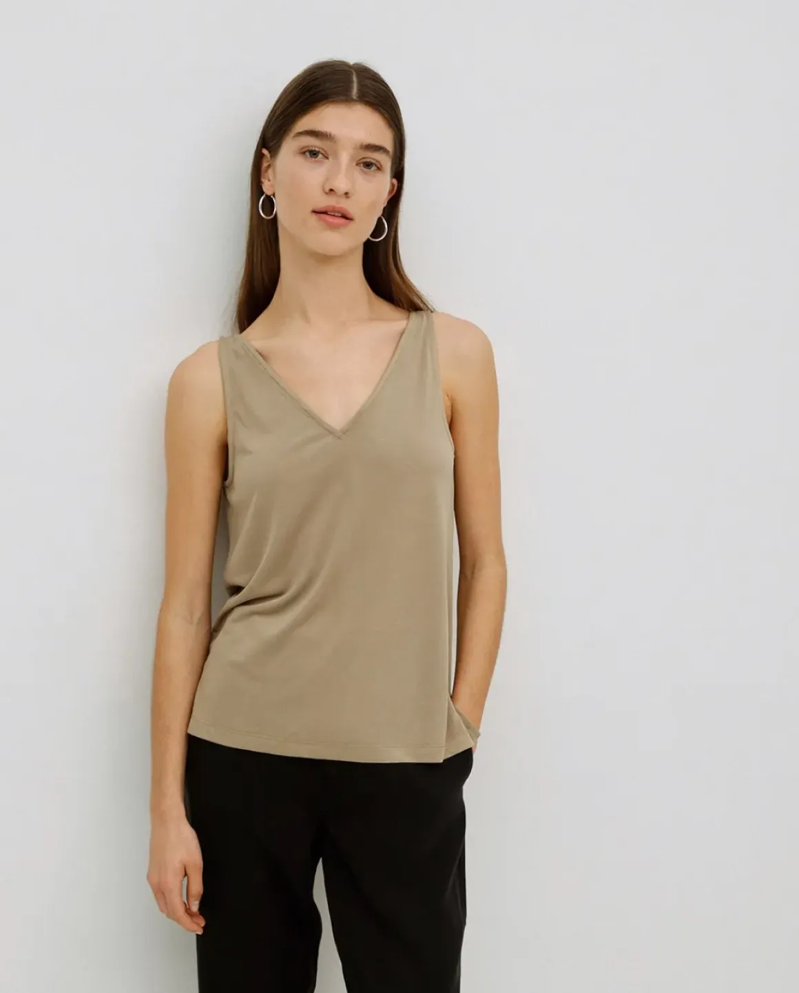 Top pico modal caqui