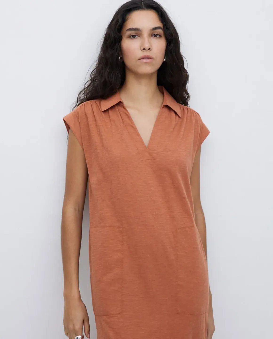 Vestido camisero flamé de algodón terracota