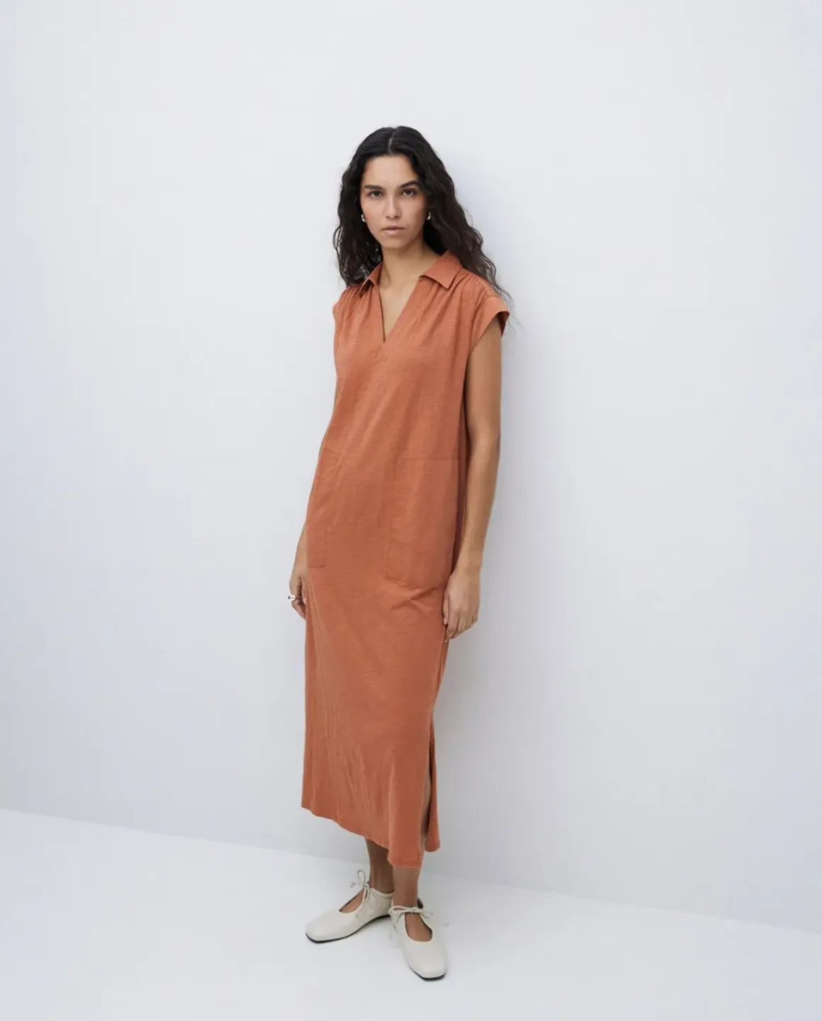 Vestido camisero flamé de algodón terracota