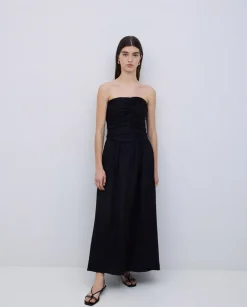 Vestido largo drapeado negro