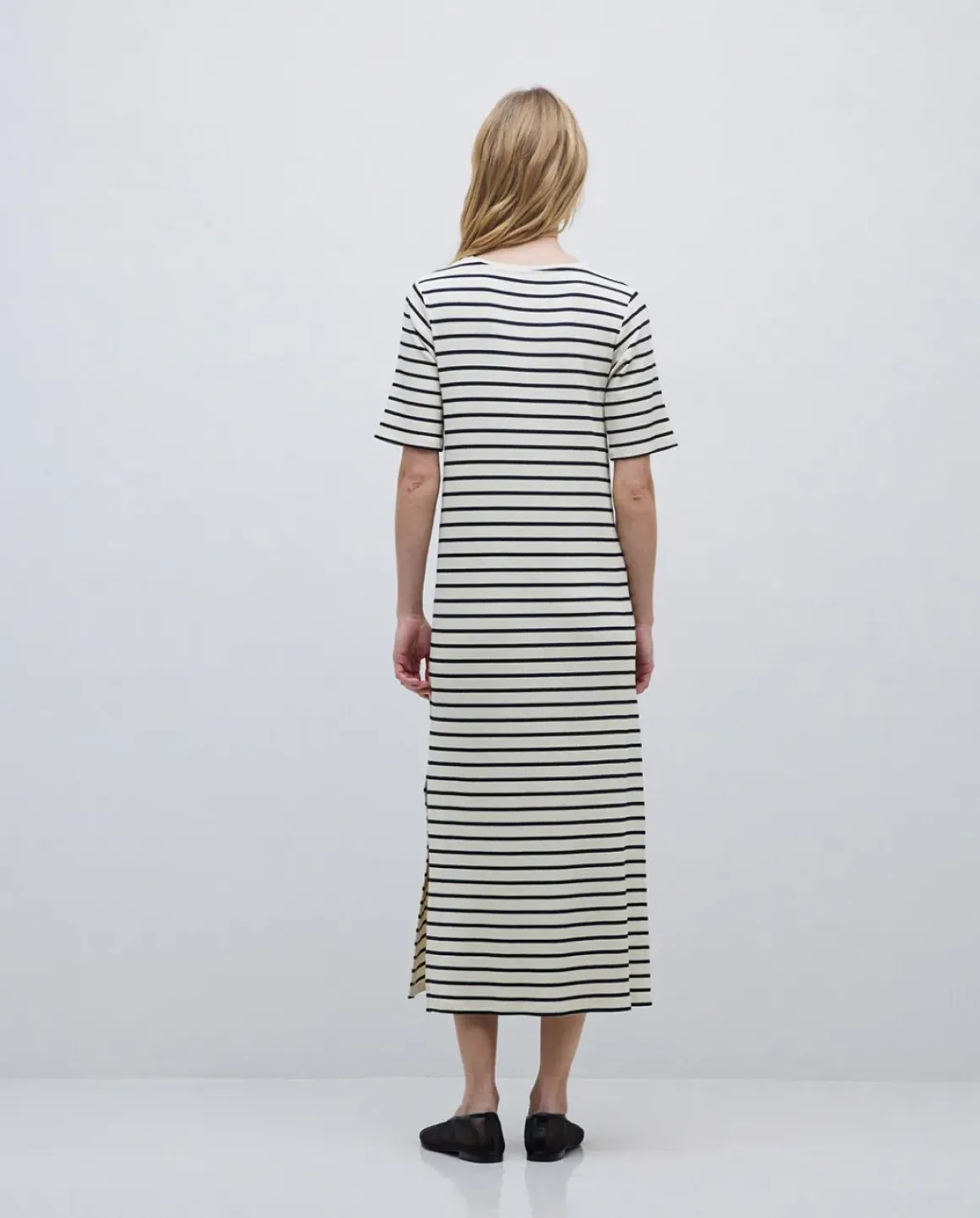 Vestido midi canalé rayas azul oscuro