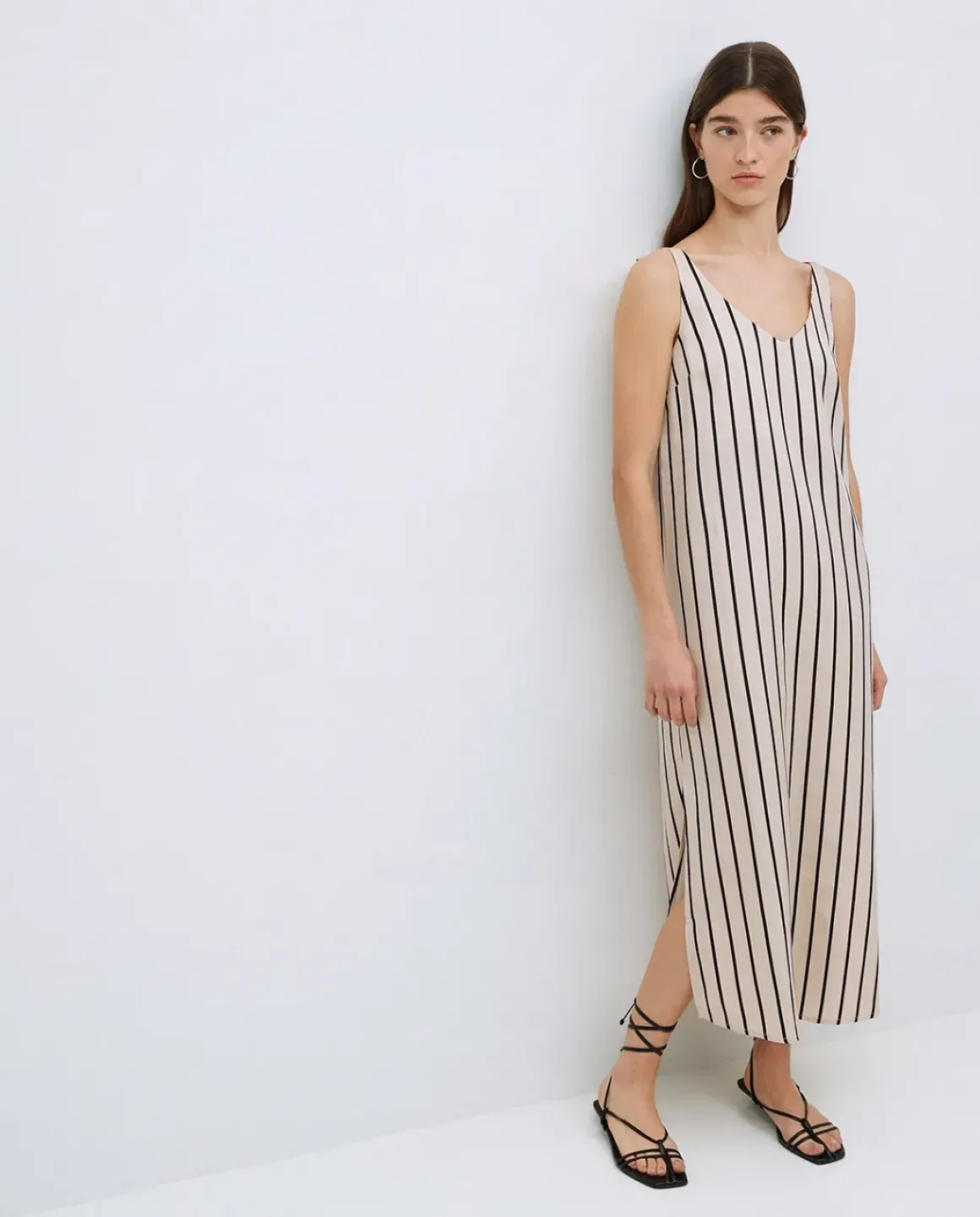Vestido tencel pico crudo